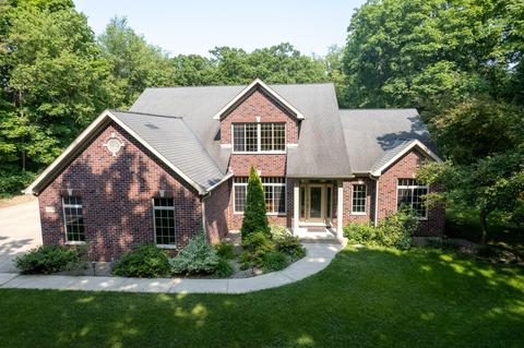 n2376 Mariondale Drive, Bloomfield, WI 53128