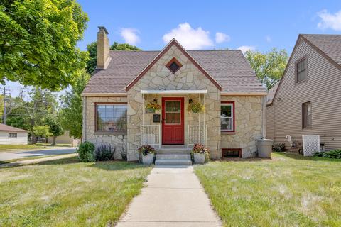 2000 S 91st, West Allis, WI 53227