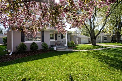 2222 N 107th, Wauwatosa, WI 53226