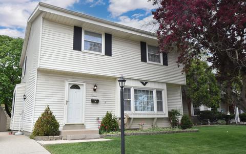 4833 S 15th, Milwaukee, WI 53221