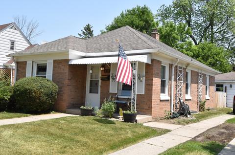 329 Island, Racine, WI 53405