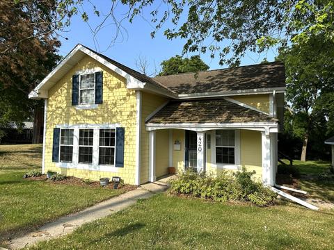 420 Cottonwood, Hartland, WI 53029