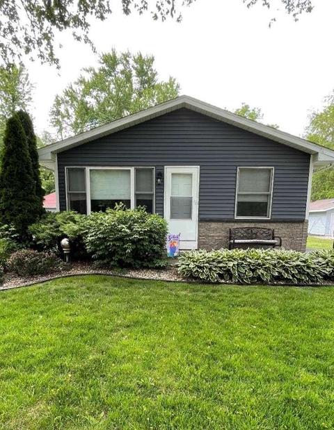 1535 Dietrich, Twin Lakes, WI 53181