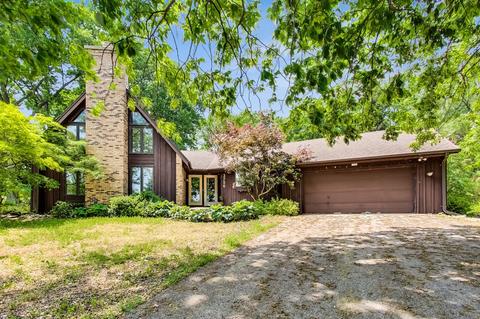 3726 Voss, Burlington, WI 53105
