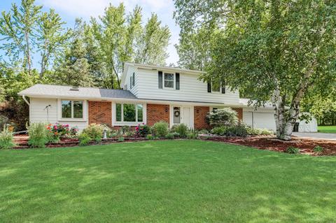 s69w24560 Longview, Waukesha, WI 53189