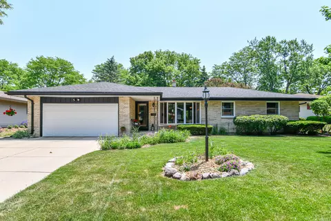 5849 Lakeview, Greendale, WI 53129