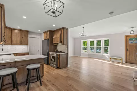 2701 Oakcrest, Waukesha, WI 53188