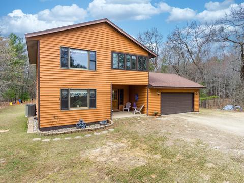 w5547 Stumlin Road, Farmington, WI 54636