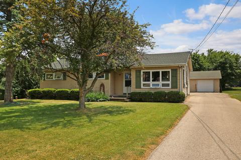 661 Kenosha, Walworth, WI 53184