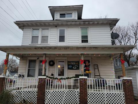 1103 Albert, Racine, WI 53404