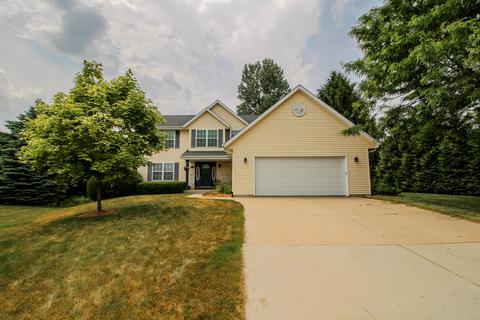 2804 Killdeer, West Bend, WI 53095