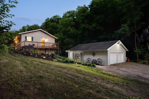 13581 Taylor Holw, Richwood, WI 53518