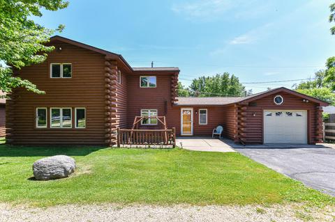 4141 Ravenswood, Delavan, WI 53115