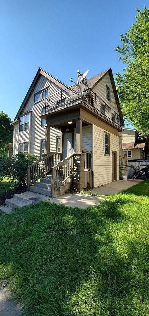 2202 N 55th, Milwaukee, WI 53208