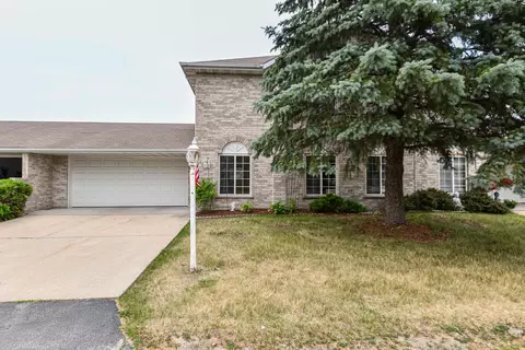 610 E Market #102, Elkhorn, WI 53121