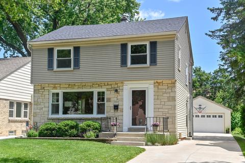 2452 N 83rd, Wauwatosa, WI 53213