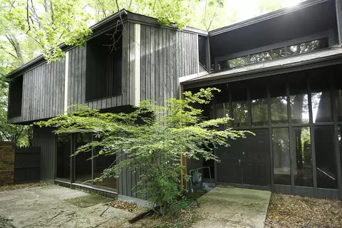 11030 Maple, Wauwatosa, WI 53225