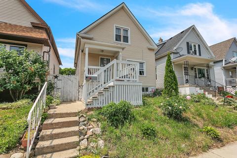 2953 S 10th, Milwaukee, WI 53215