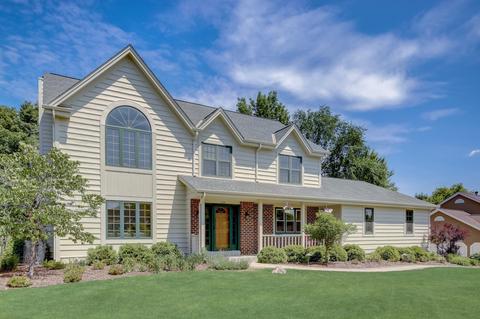 1122 Forseth, Hartland, WI 53029