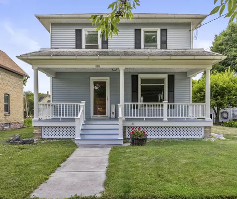 316 S Kane, Burlington, WI 53105