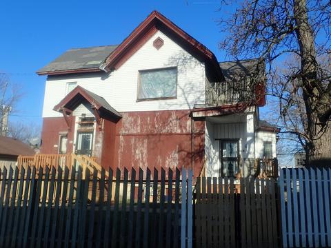 1234 W Garfield #1236, Milwaukee, WI 53205