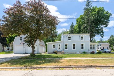 709 S Lewis, Columbus, WI 53925