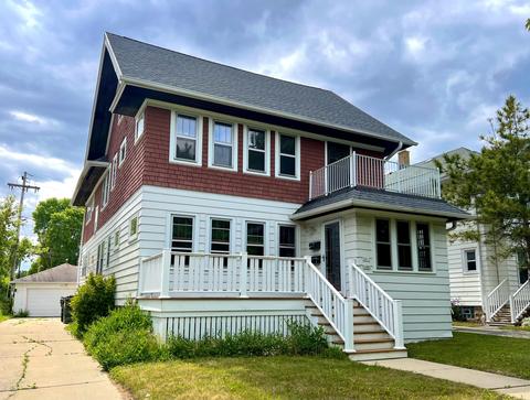 3813 N Maryland #3815, Shorewood, WI 53211