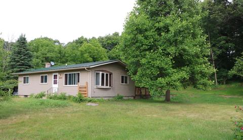 n7304 County Road Nn, Holland, WI 54636