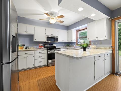 900 W Moreland, Waukesha, WI 53188