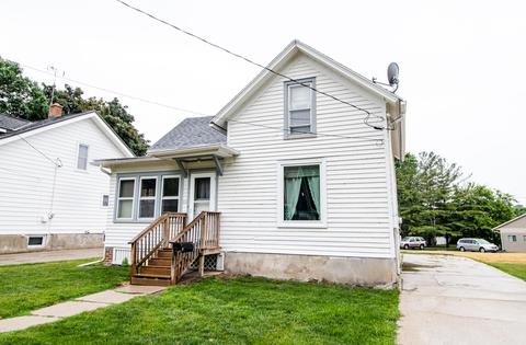518 N Lincoln, Beaver Dam, WI 53916