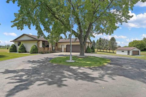 7123 Calumet, Manitowoc, WI 54220