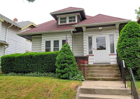 3907 W Roberts, Milwaukee, WI 53208