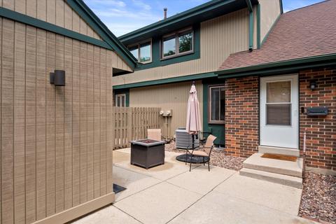 4810 S 19th, Milwaukee, WI 53221