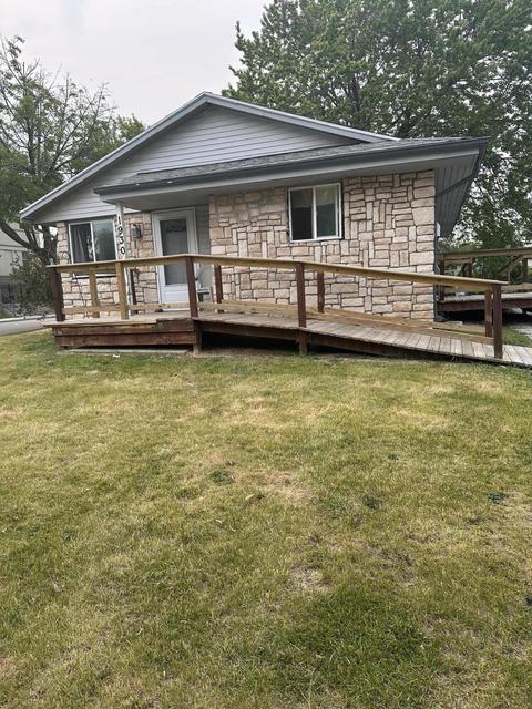 1930 W Mckinley, Milwaukee, WI 53205