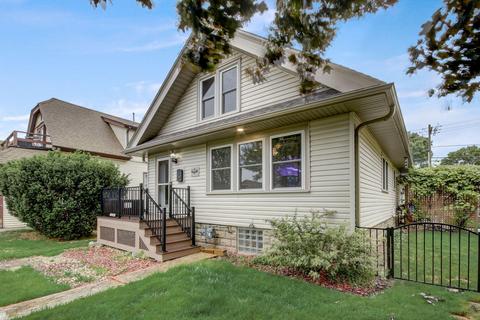 2134 S 68th, West Allis, WI 53219