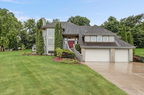 1304 Vine, West Bend, WI 53095