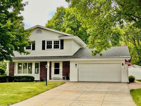 3971 S Camrose, New Berlin, WI 53151