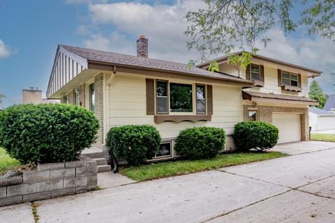 836 S 95th, West Allis, WI 53214
