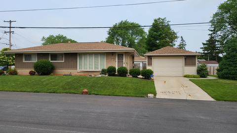 6924 W Tripoli, Milwaukee, WI 53220