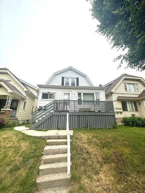 1725 S 70th, West Allis, WI 53214