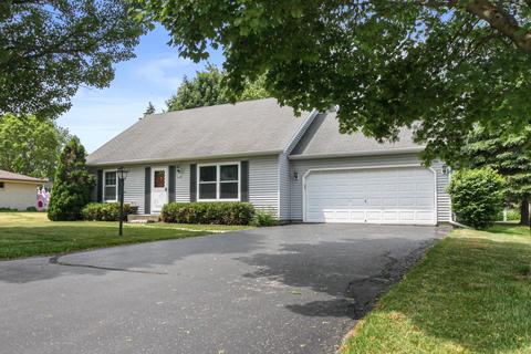 8183 S 13th, Oak Creek, WI 53154