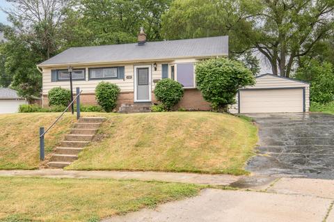 1513 Sunny, Waukesha, WI 53188