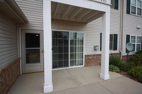 1802 Summerset #101, Mount Pleasant, WI 53406