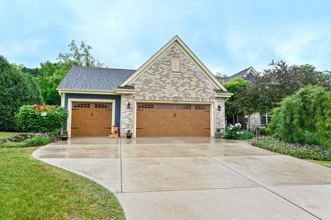 1609 Auburn, Waukesha, WI 53189