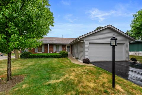 3606 W Cottonwood, Greenfield, WI 53221