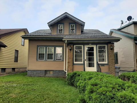 838 S 17th, Milwaukee, WI 53204