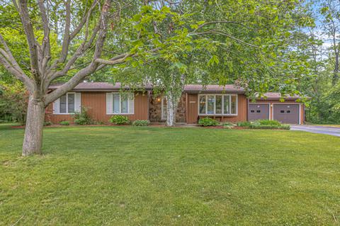 n4462 Van Treeck Trail, Lima, WI 53085
