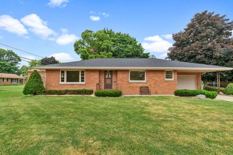 104 Mckinley, Beaver Dam, WI 53916