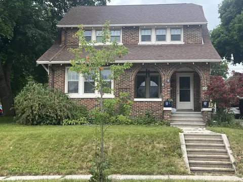 422 Stafford, Plymouth, WI 53073
