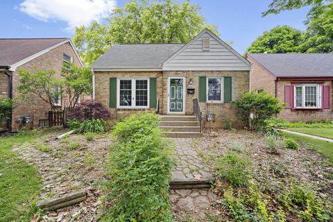 1269 N 71st, Wauwatosa, WI 53213